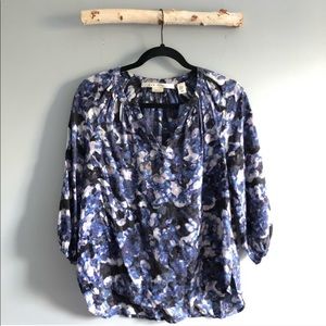 Max Studio 💯 silk blue black floral blouse XS